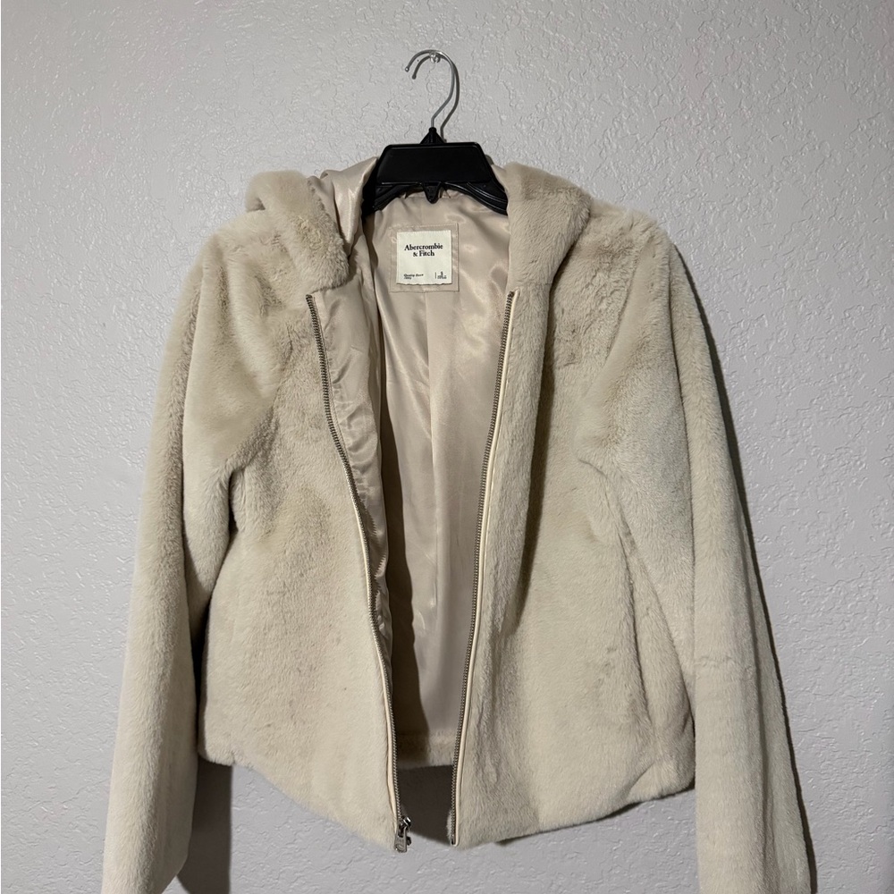 Abercrombie & Fitch Cream Faux Fur Jacket